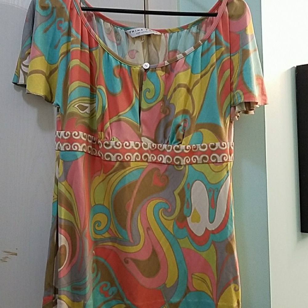 Trina Turk groovy print top size large